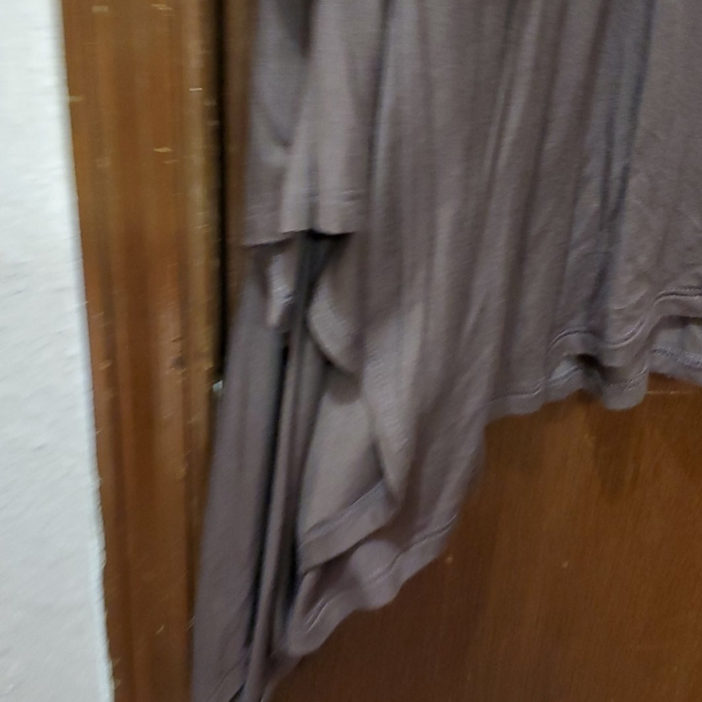 Top - Picture 2 of 3